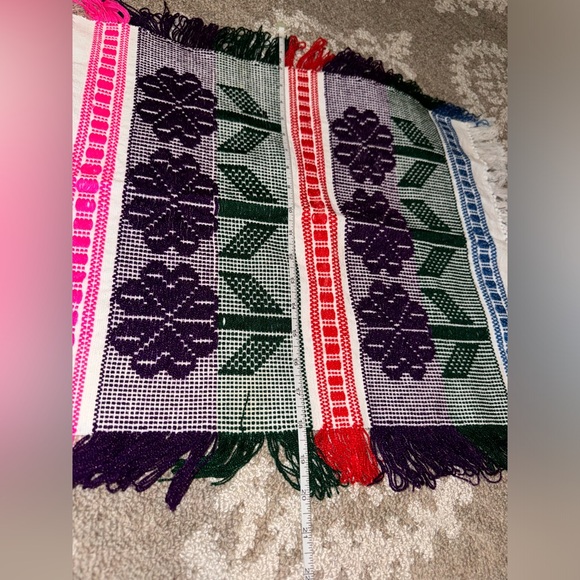 Colorful Floral Woven Rug🪻 - Picture 2 of 4